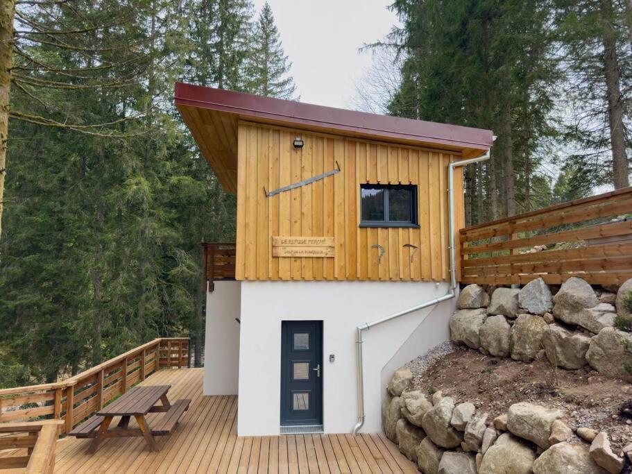 Le Refuge Perche Du Saut De La Bourrique Spa, Terrain Cloture Gérardmer Kültér fotó